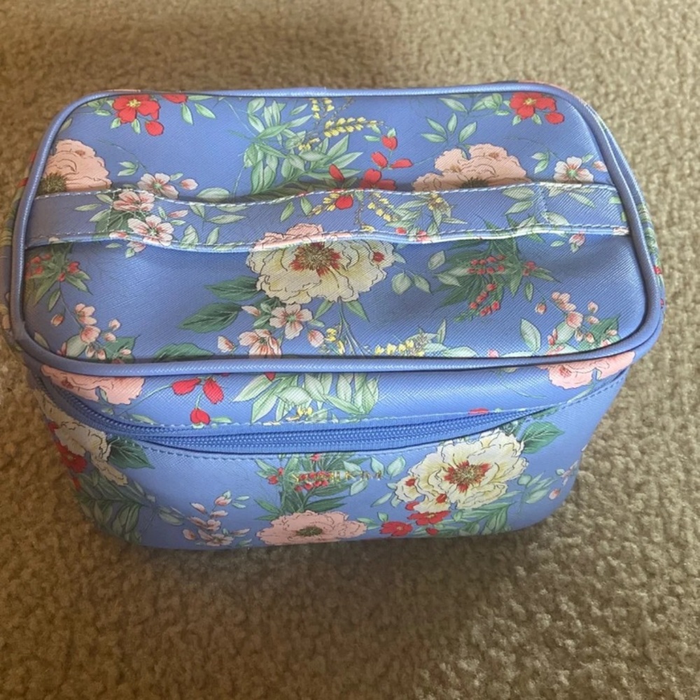 NWOT Yumi Kim Makeup Bag - Picture 2 of 5